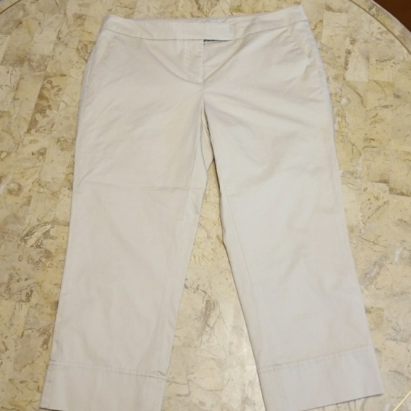 Capris - Picture 1 of 6